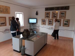 44023056_285409175403476_7700820917995175936_o