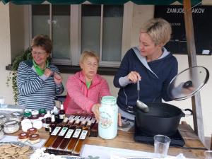 44249543_285408685403525_3483676896095371264_o