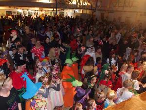 53137524_2095630720473954_7631483365400510464_o