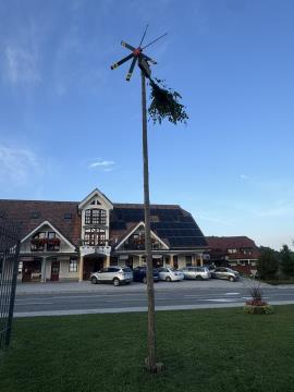 0-02-05-becad484fdc6a7986edecca262fc7d3b8f2107409995308dea9f21b2749198df_33e0e294b525502