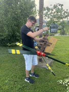 0-02-05-d77e1393469ba54f8613e92f3014a0834675737a2baf2e0916f9393e207f786a_e6a2fb2eb3651756