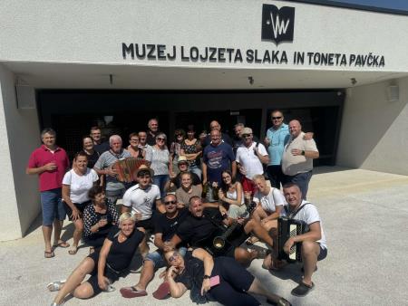 0-02-05-724003882793359c04344a43e39125a45080ef1d66d3c8811c2ee6da9120db32_9d5264630bf57ca6