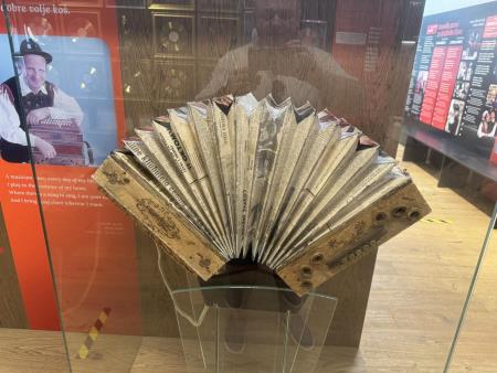 0-02-05-af4c8388a9f17164fb59cfb1b0e7cf0ab63ca3ef2cb8b22a13186b4af3884040_2d6469faaa1044a3