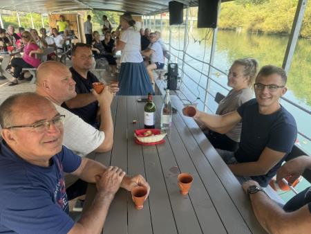 0-02-05-e640c00e204bbb0a58132f01f43d4e890f57cb1e0af0311915fe78a69ec30ba7_220ccf4203d40d3f