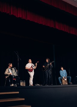 576603677_122279192156024055_3112471581916119962_n