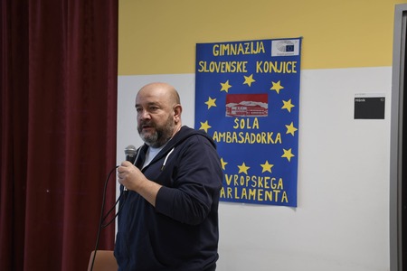 631660345_1316007037227194_478264609411319546_n